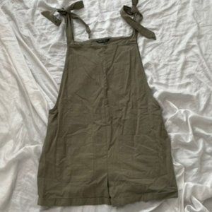 Shein Medium Army Green EZwear Knot Strap Pocket Patched Pinafore Romper